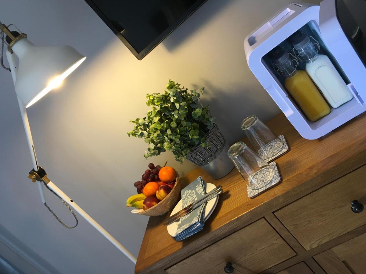 Homestay The One @ West End West Haddon